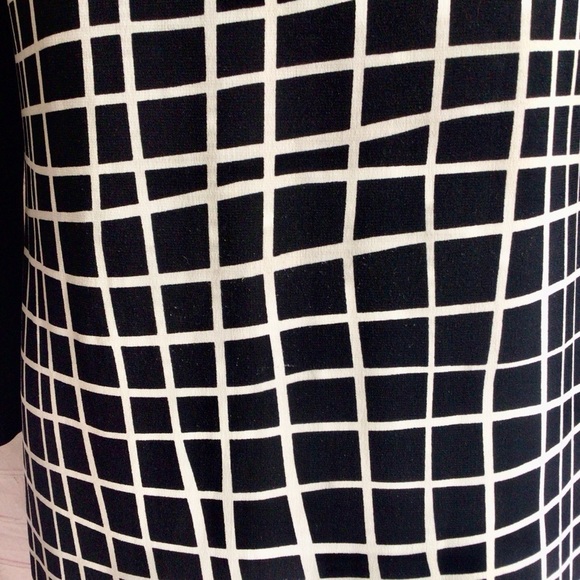 Howard Showers Black and White Grid Long Sleeve Midi Dress - Size 8 - Picture 4 of 8